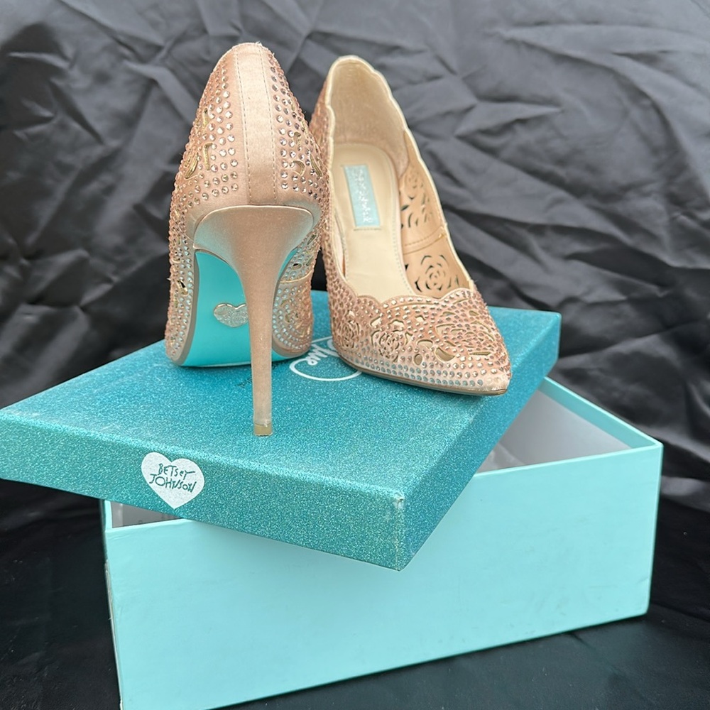 Heel pump - Picture 2 of 6